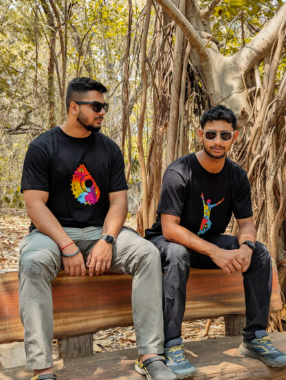 Calyz Black T-shirt with Colorful Cycle Cassette Hub - Image 3